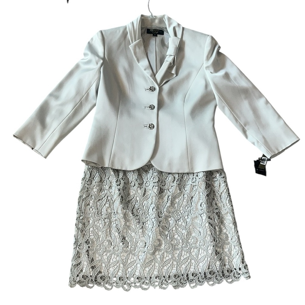 Tahari Gray Formal Suit Lace Sirt Size 8P  NWT - Picture 4 of 16